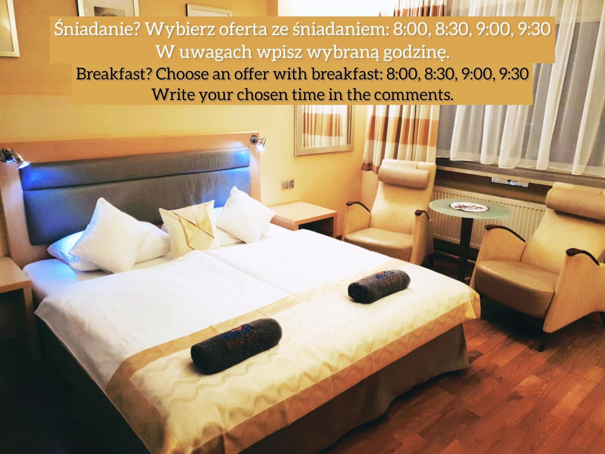Bialy Slon Delux Hostel Gdynia Buitenkant foto